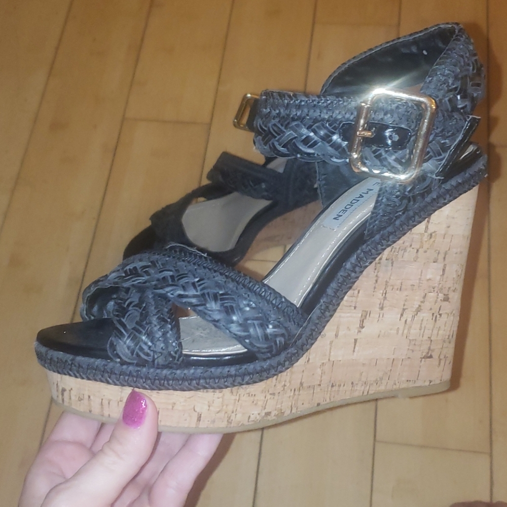 Steve madden wedges size 8